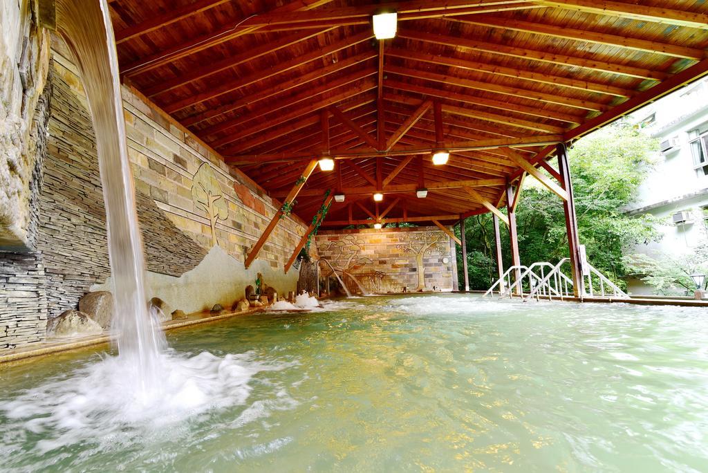 Jenq Yang Hotspring Hotel Renai Bagian luar foto