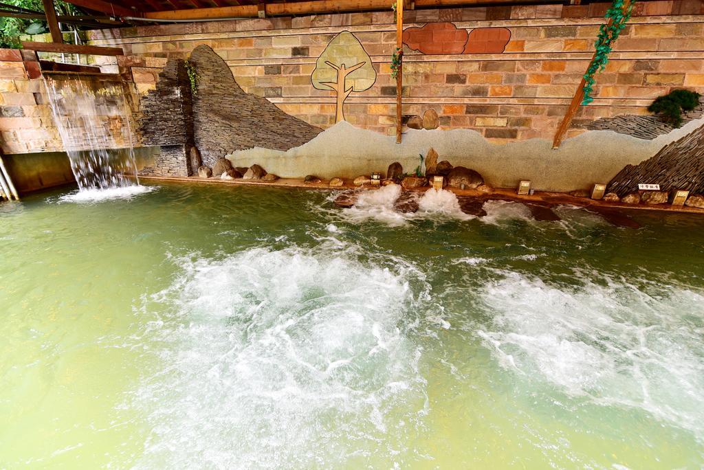Jenq Yang Hotspring Hotel Renai Bagian luar foto