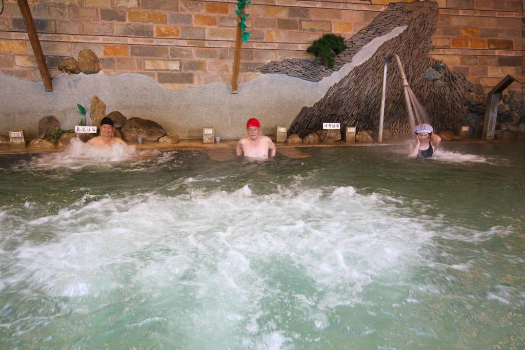 Jenq Yang Hotspring Hotel Renai Bagian luar foto